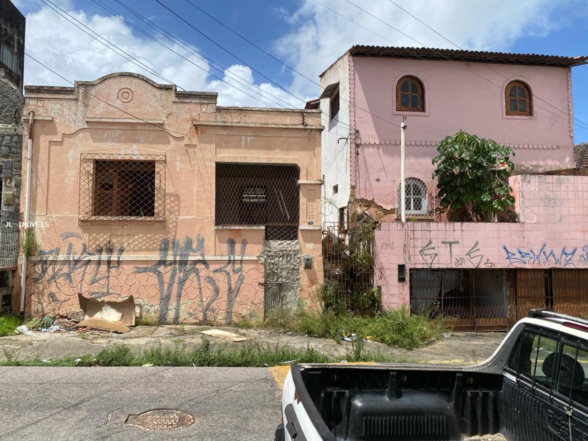 Casa, 3 quartos, 338 m² - Foto 1