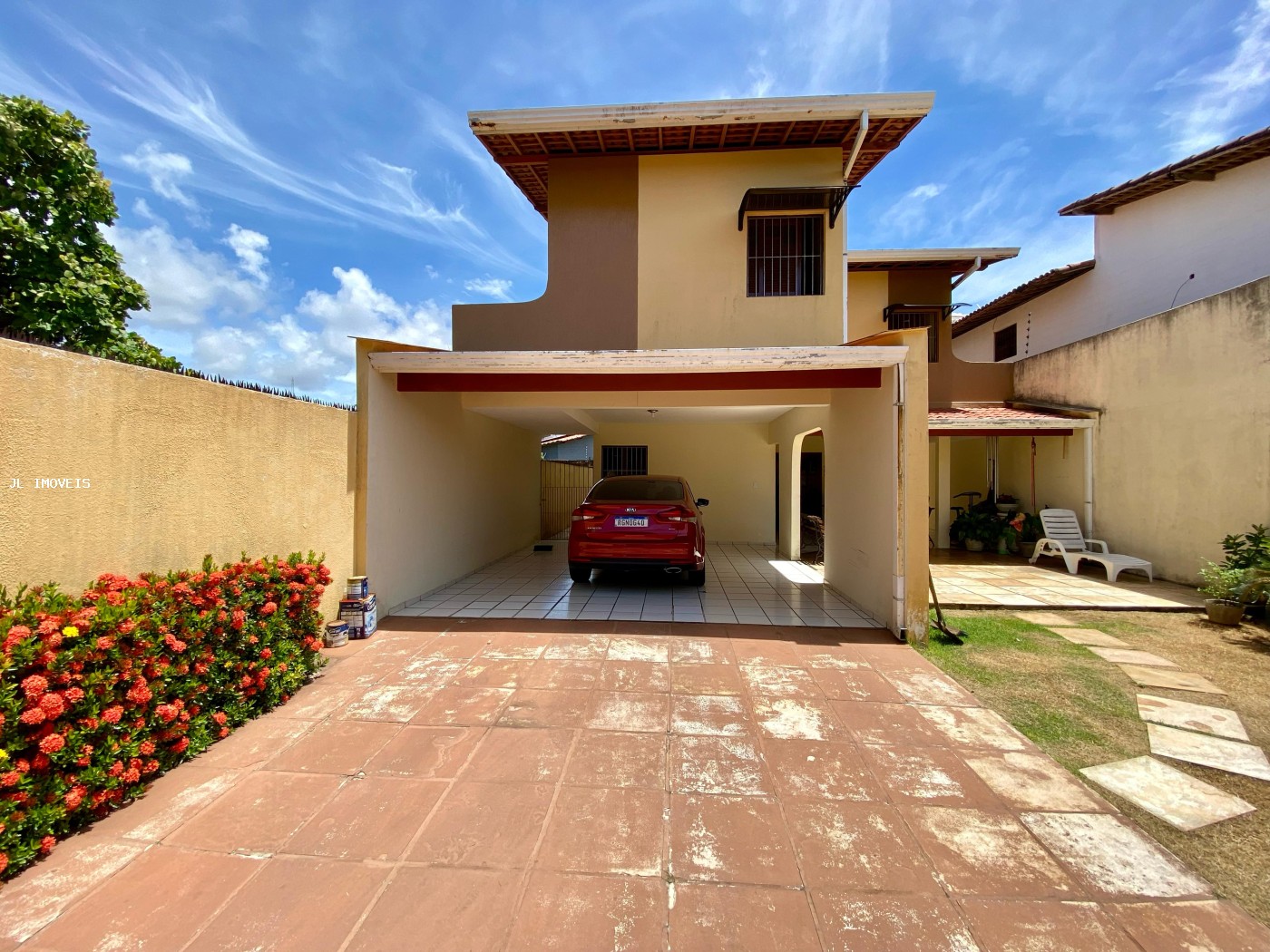Casa, 3 quartos, 196 m² - Foto 1