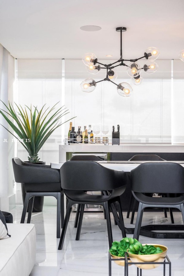 Apartamento, 4 quartos, 228 m² - Foto 6