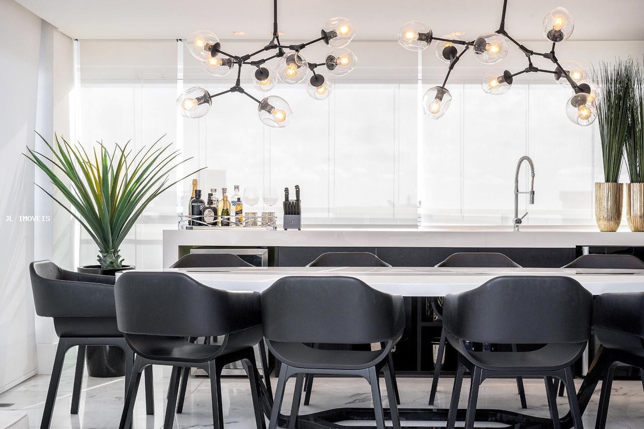 Apartamento, 4 quartos, 228 m² - Foto 11