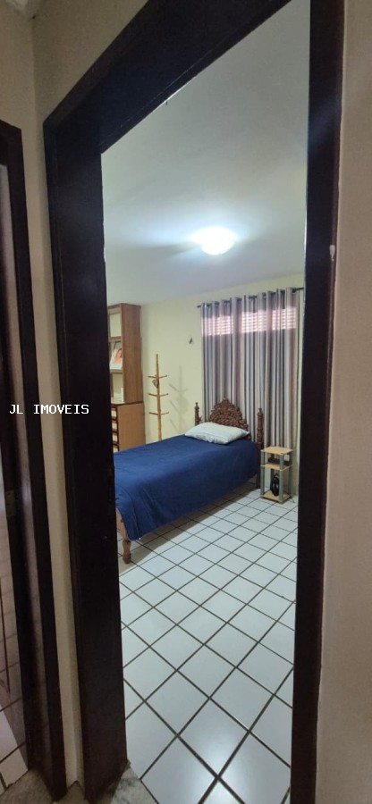 Casa, 3 quartos, 236 m² - Foto 14