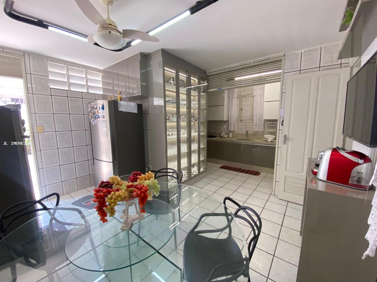 Casa, 4 quartos, 300 m² - Foto 9