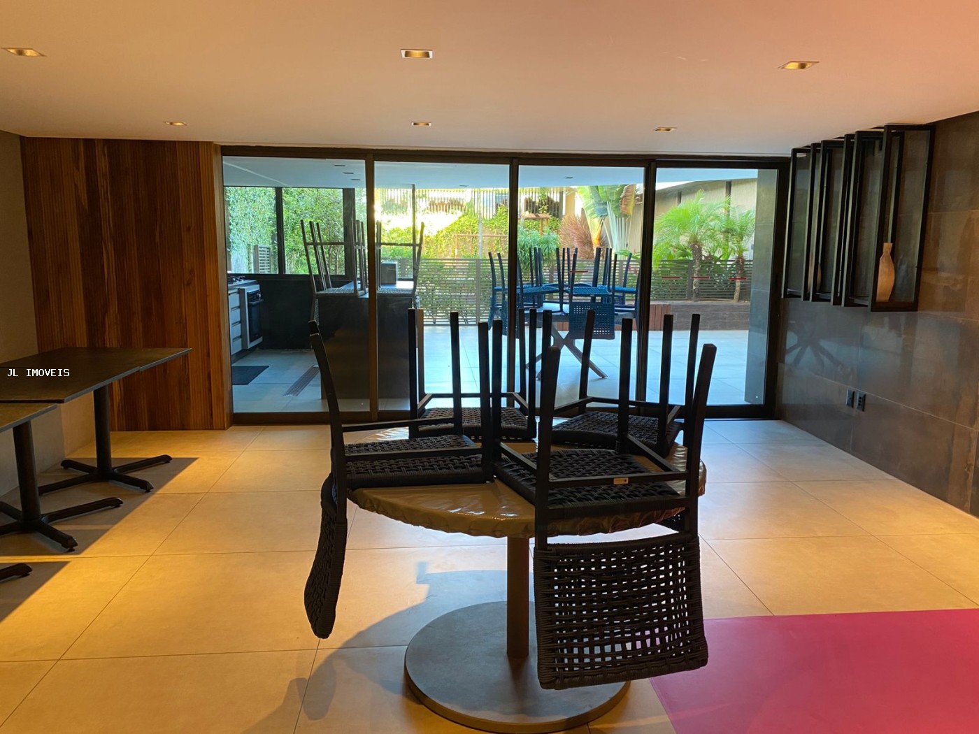 Apartamento, 3 quartos, 187 m² - Foto 2