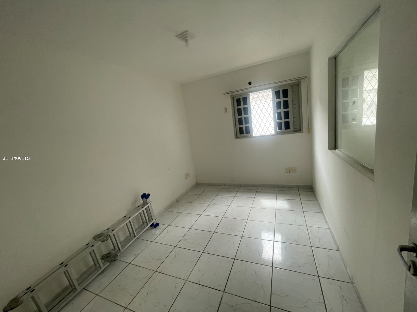 Prédio Inteiro - Foto 4