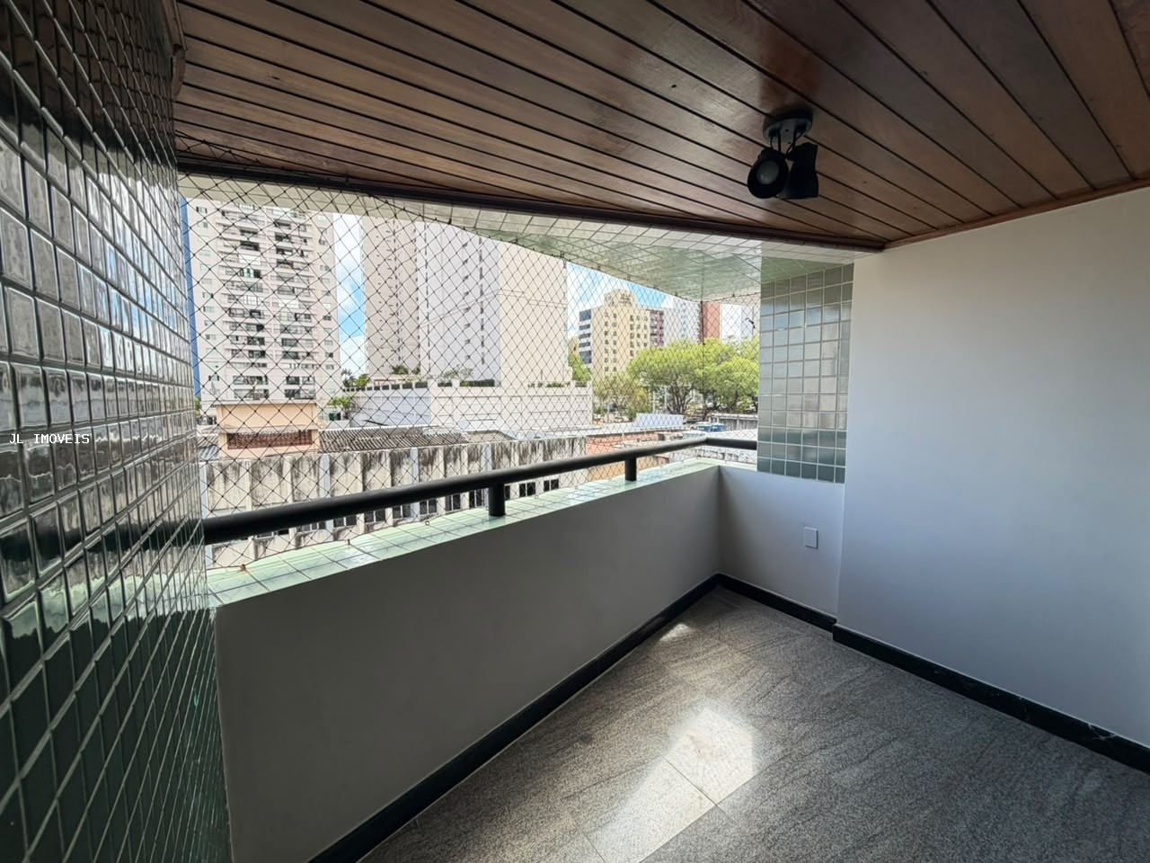 Apartamento, 3 quartos, 140 m² - Foto 2